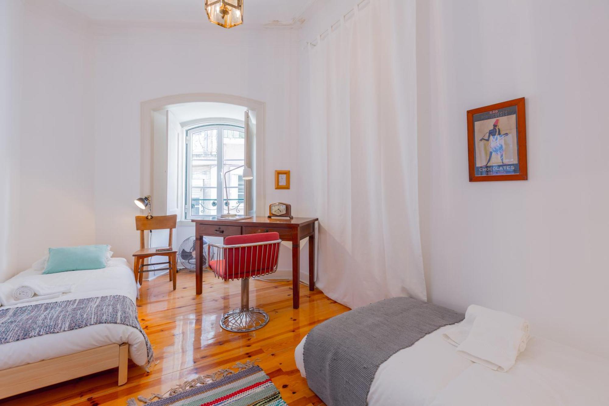 Spacious, Bright And Sunny Apartment, By Timecooler Lissabon Exterior foto