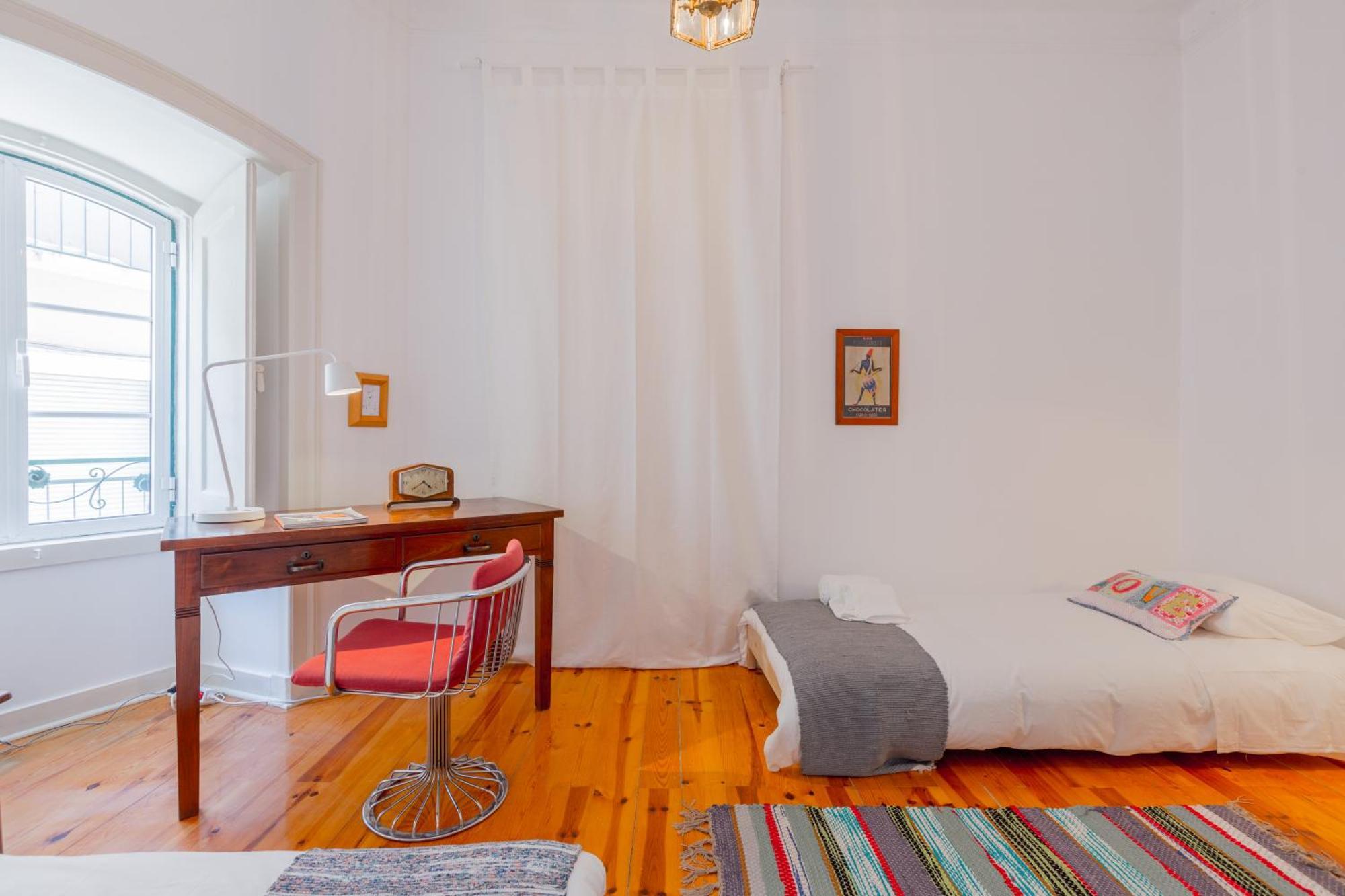Spacious, Bright And Sunny Apartment, By Timecooler Lissabon Exterior foto