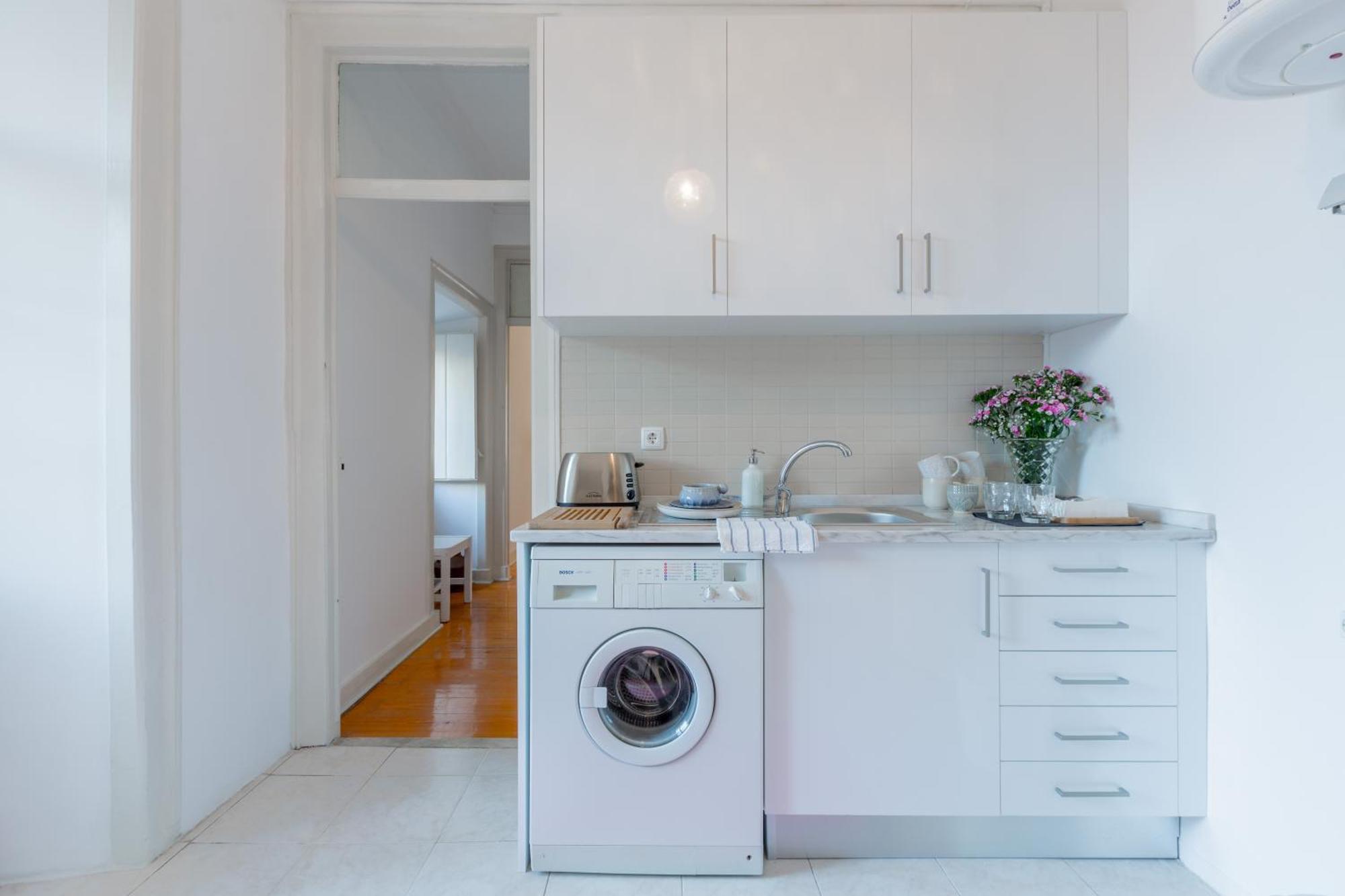 Spacious, Bright And Sunny Apartment, By Timecooler Lissabon Exterior foto